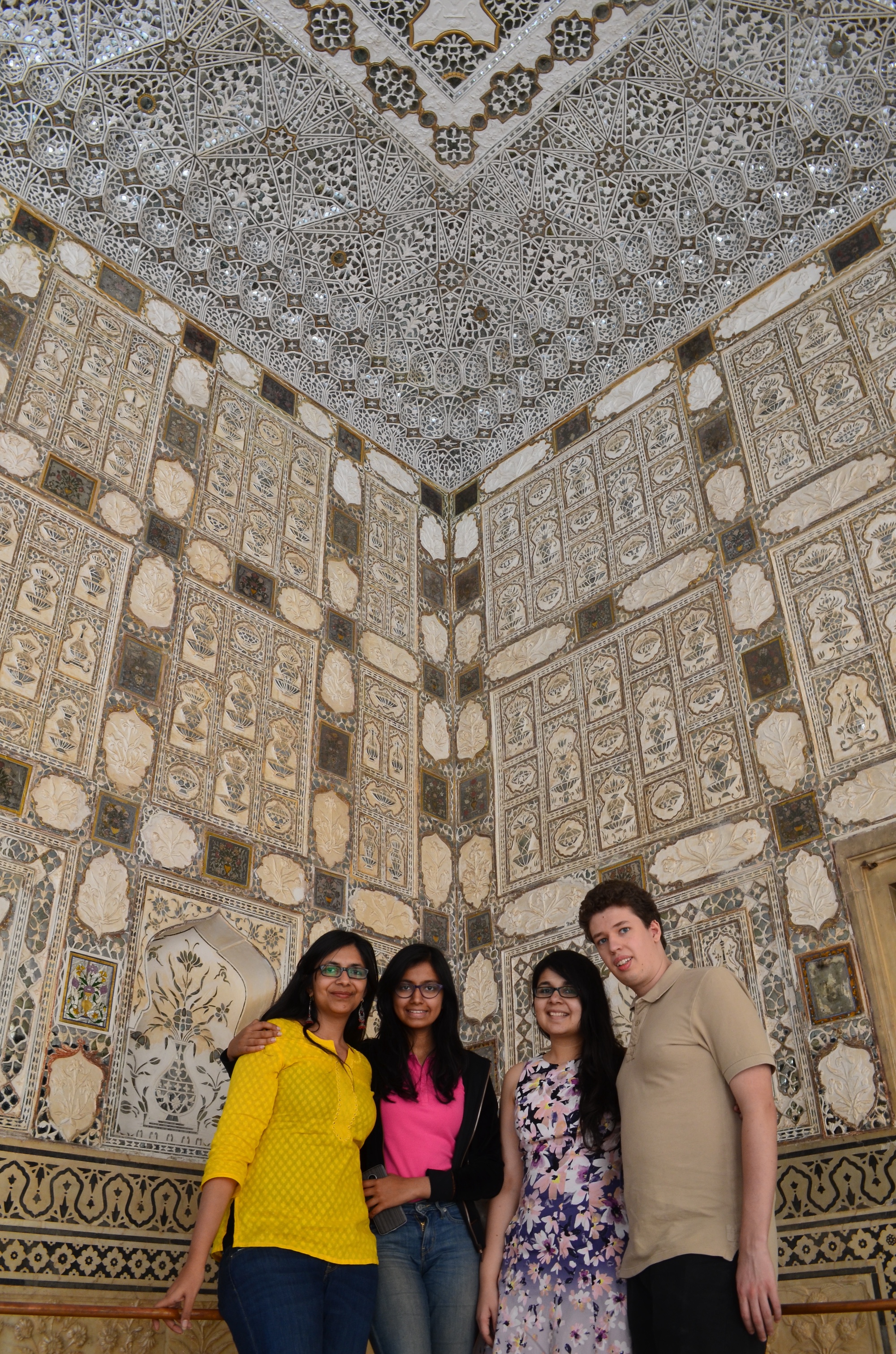 Ayesha, Ken and others at Mirror Palace